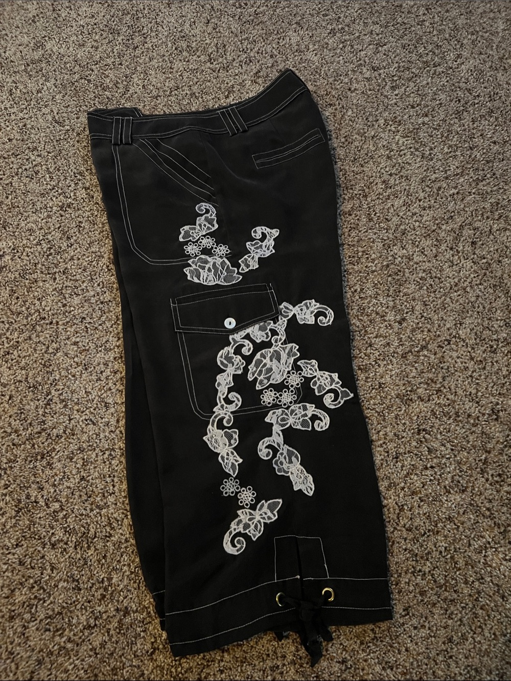 Cache Black Capris with White Floral Embroidery